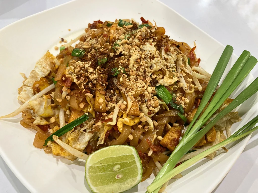 ドンムアン空港マジックフードパークで食べたパッタイ