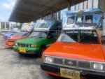 タイの乗り合い車「ソンテウ」