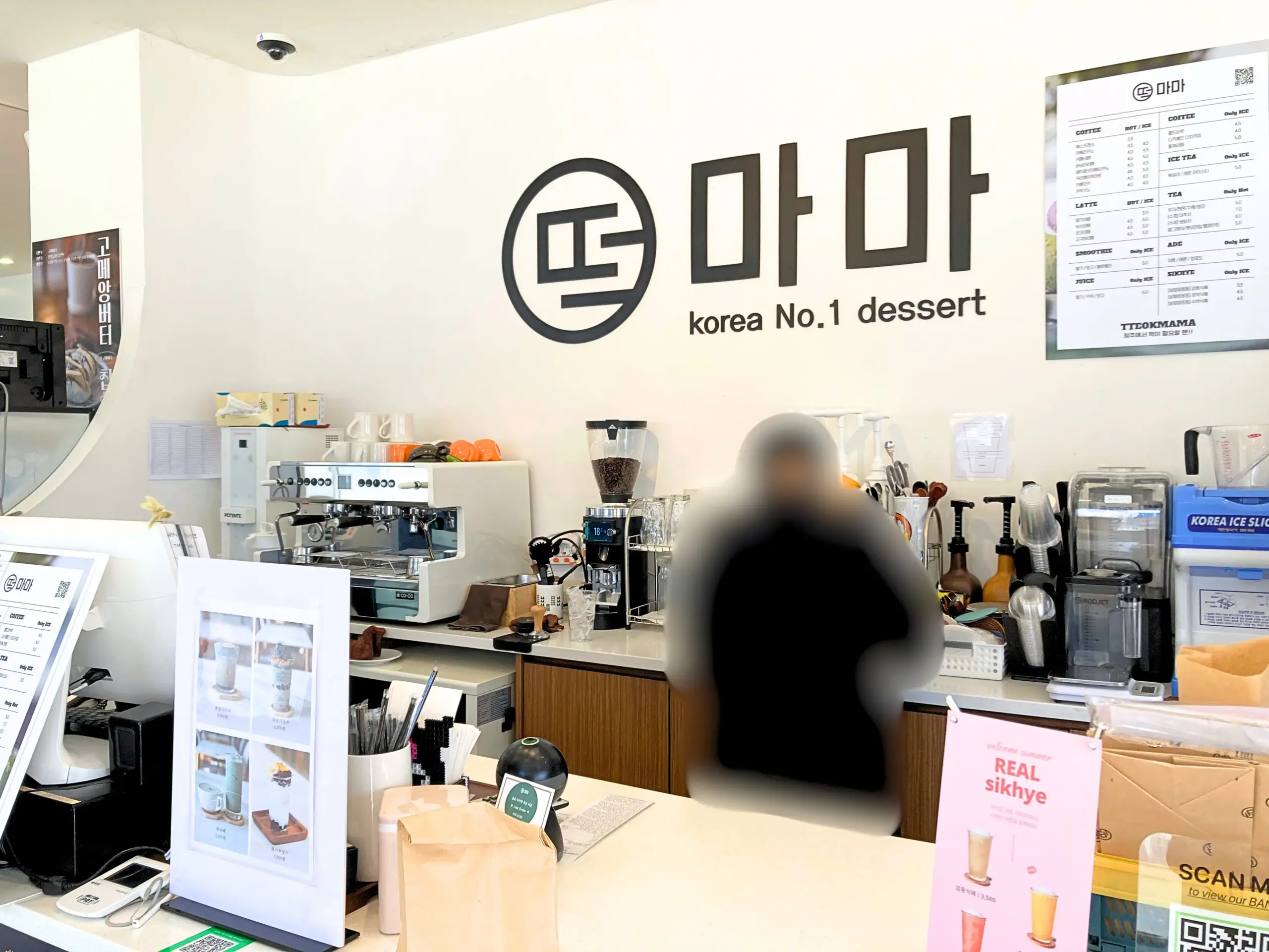 トックママ 清州栗陽店の注文カウンター