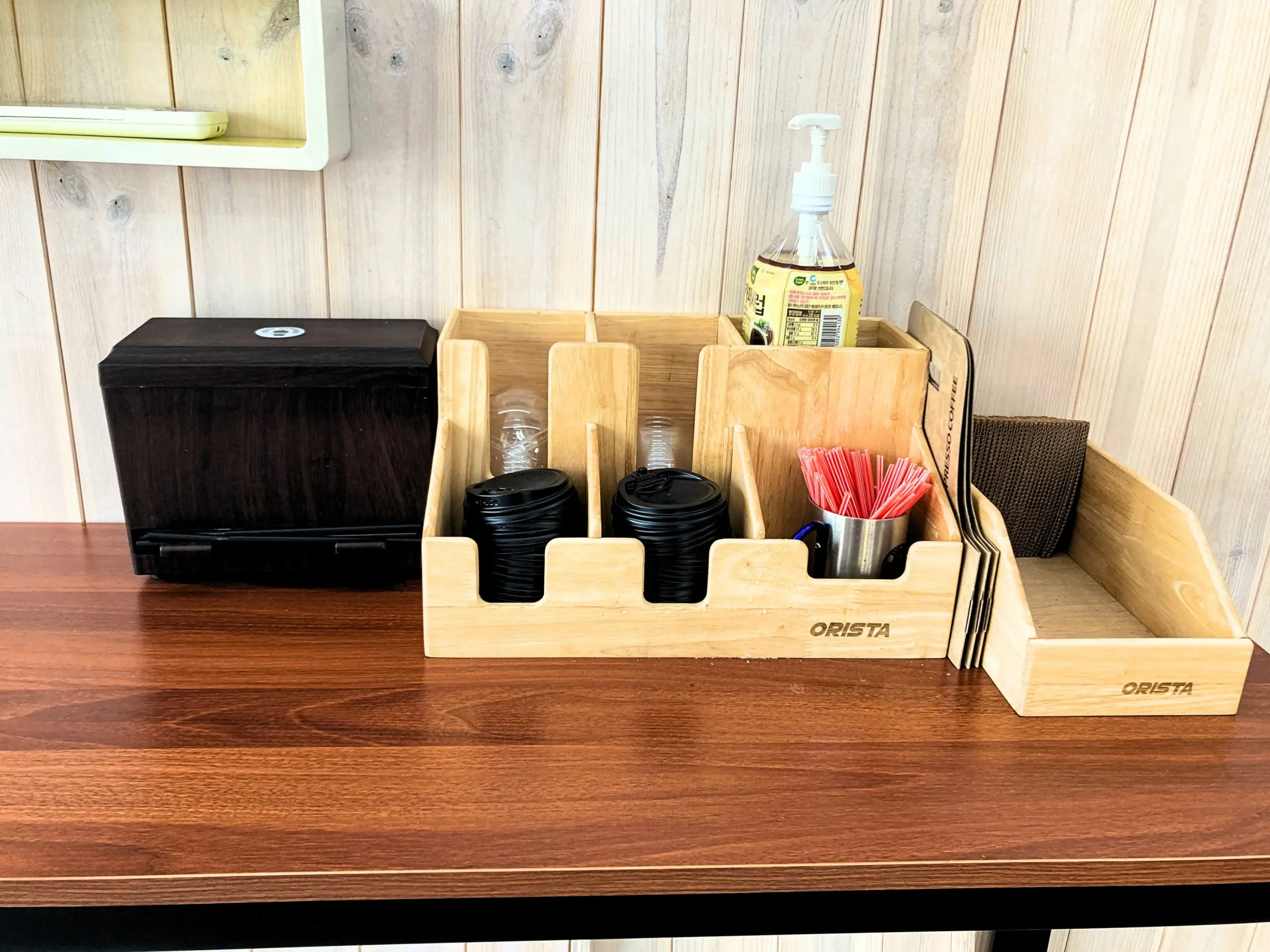 韓国清州の無人カフェのコンディメンツ