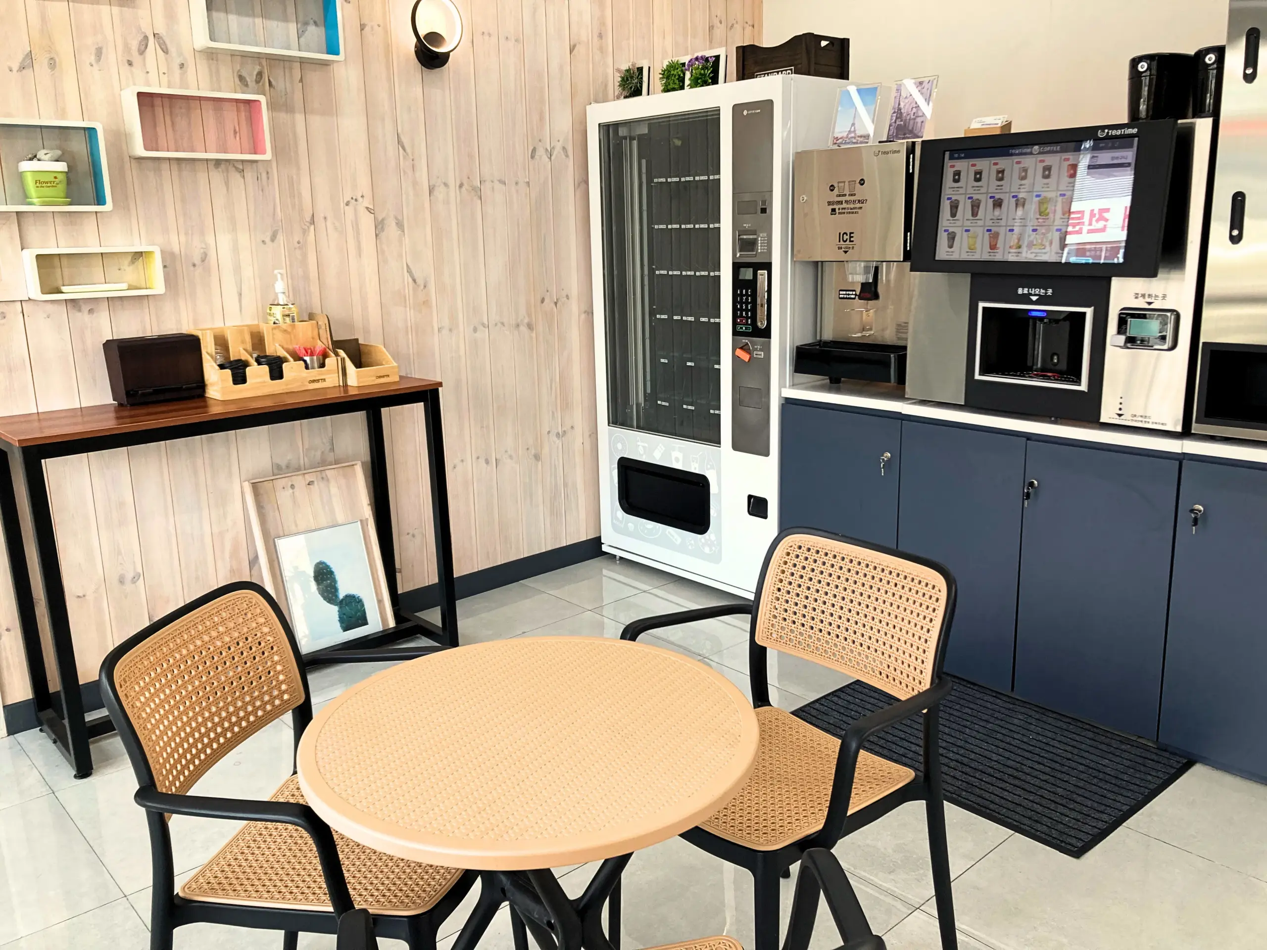 韓国清州の無人カフェの店内の様子